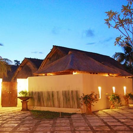 The Alit Hotel Kuta  Ngoại thất bức ảnh